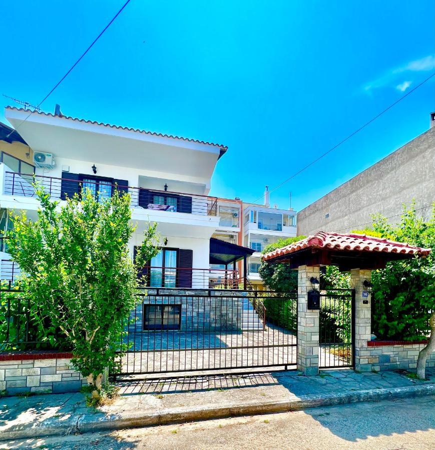 Athena Getaway Apartment Nea Michaniona Exterior photo